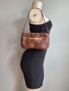 Classic Brown Leather Shoulder Bag